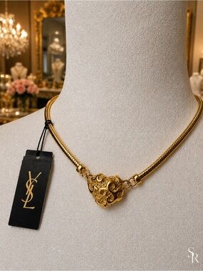 Vintage YSL Yves Saint Laurent Baroque Heart Gold Tone Necklace NWT 16”